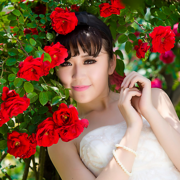 ?草原美女唱歌?我只服她?絕對的好聲音！